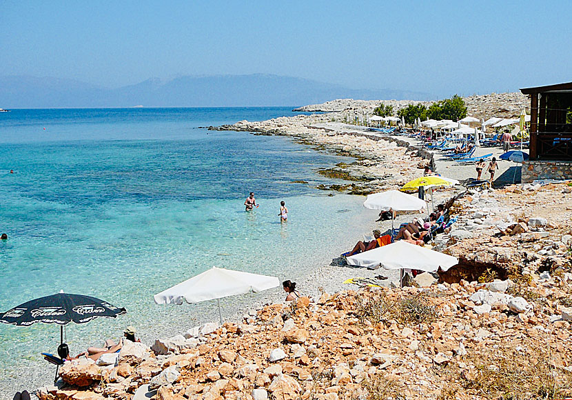 Vid Ftenagia beach på Chalki ligger en fantastisk taverna med mycket god grekisk mat.