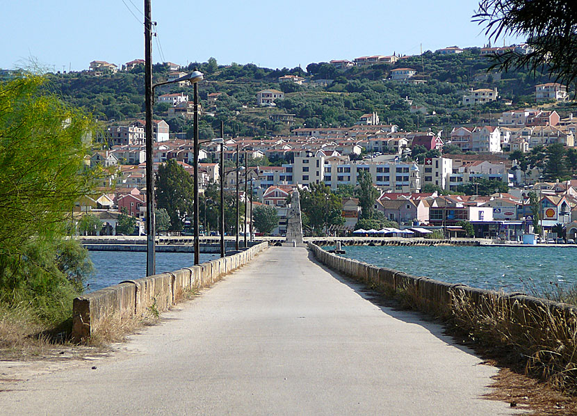 Drapanos bridge i Argostoli på Kefalonia.