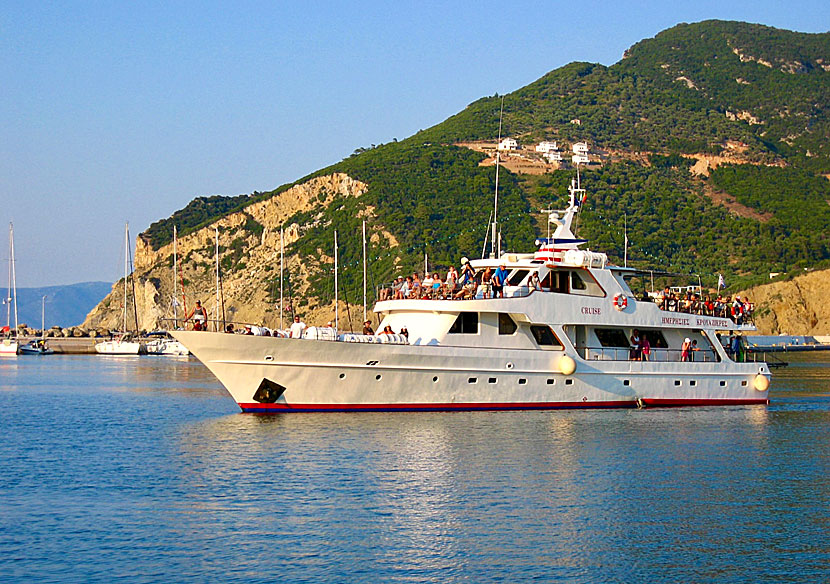 Utflyktsbåt från Skiathos till Skopelos i Sporaderna.