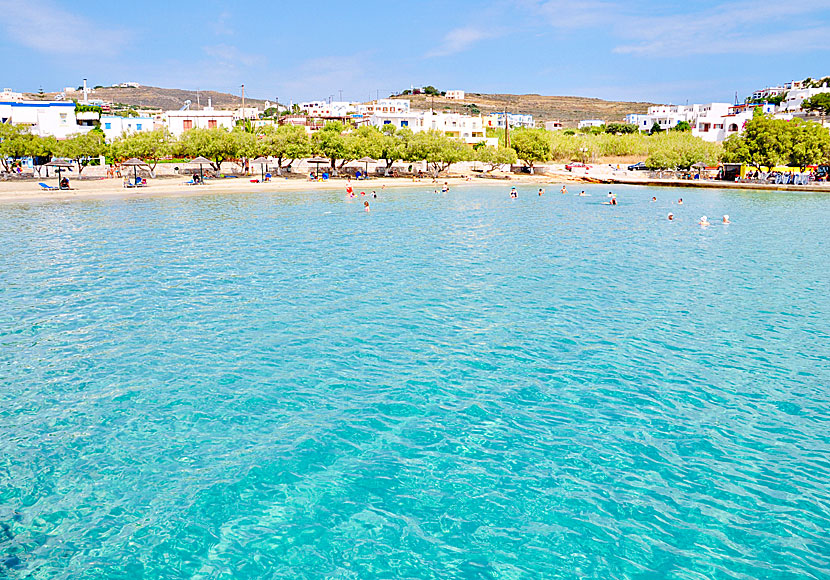 Azolimnos beach är den mest barnvänliga stranden nära Ermoupolis.