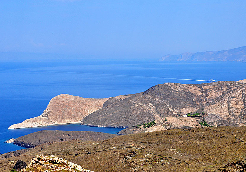 Grammata beach nära San Michalis på norra Syros.