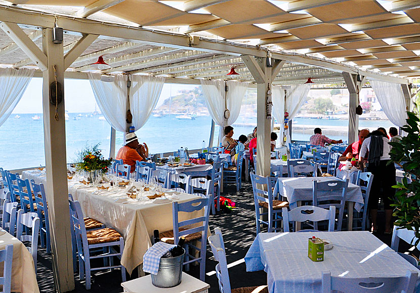 Restaurant Allou Yialou är en av de bästa tavernorna i Kini på Syros.