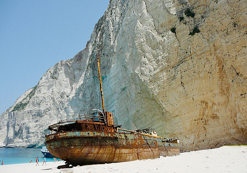 Rust never sleeps med Neil Young på Shipwreck beach på Zakynthos i Grekland.