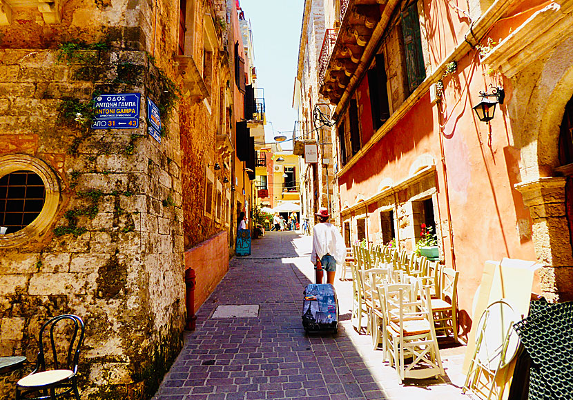 Missa inte en rundvandring i Chanias gamla stadsdelar när du reser till Kreta.