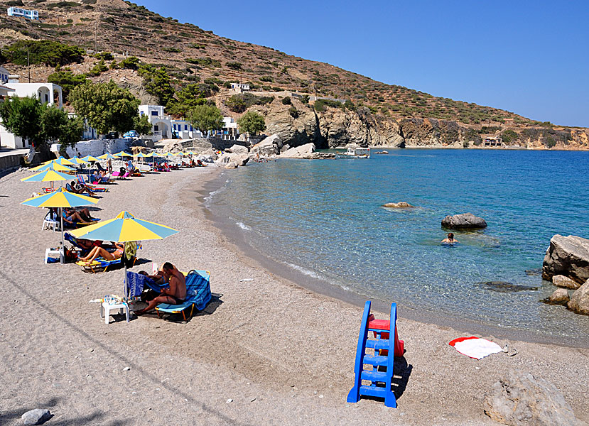 Karpathos bästa stränder. Agios Nikolaos beach i Spoa.