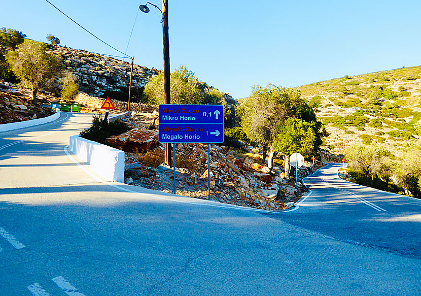 Köra bil och moped på Agathonissi i Dodekaneserna.