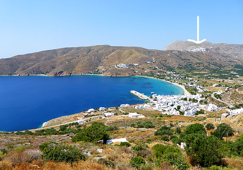 Tholaria ligger ovanför  Egiali på Amorgos.