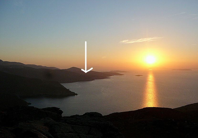 Solnedgången i Ancient Arkesini sett från Minoa i Katapola på Amorgos.
