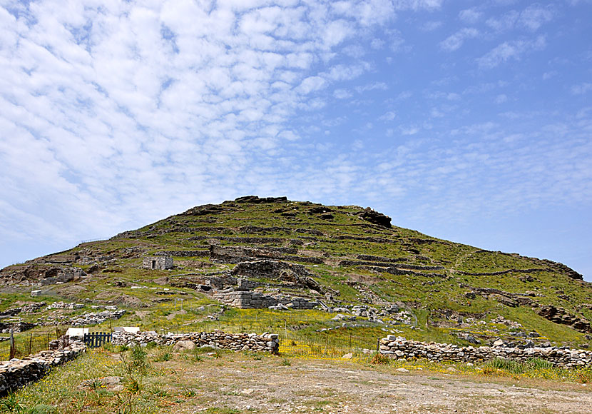 Den antika staden Minoa ovanför Katapola på Amorgos.