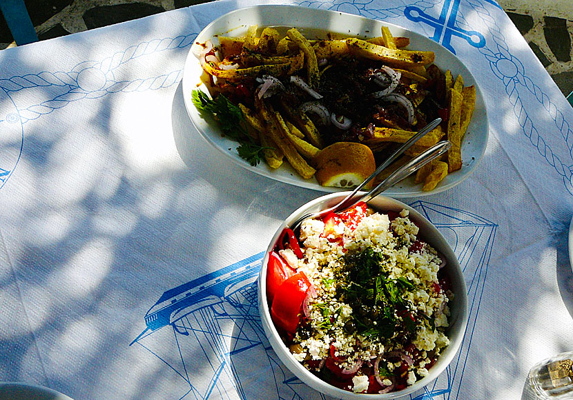 Taverna Marouso i Arkesini serverar mycket god grekisk husmanskost. 