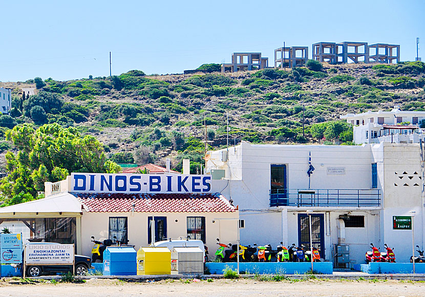 Hyra moped och cykel i Batsi, Chora och Gavrio på Andros.
