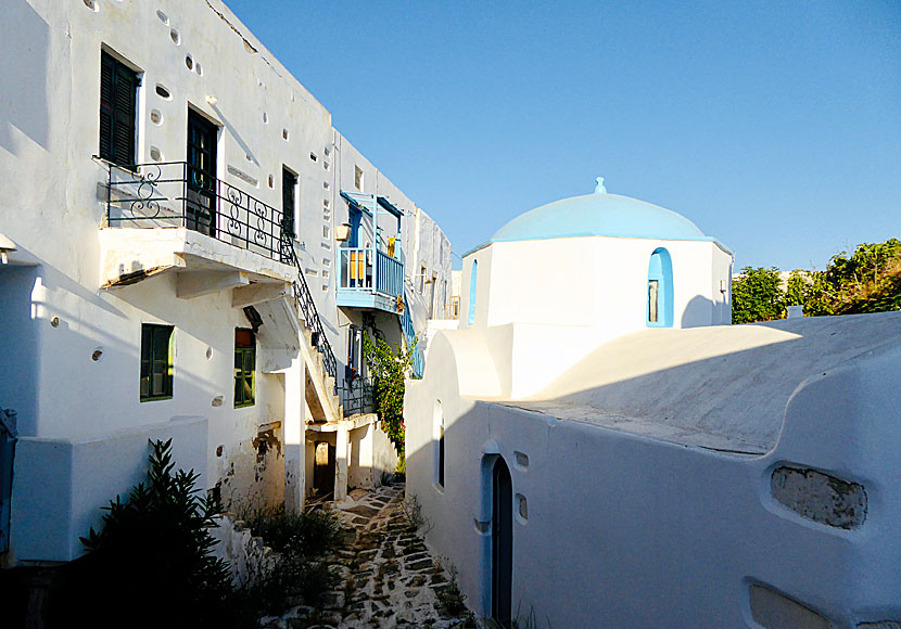 Kastro på Antiparos är ett av få Kastro i Grekland som är bebott.