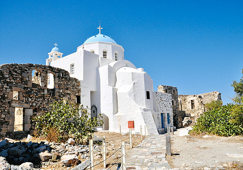 Kyrkan Agios Georgios i Kastro på Astypalea. 