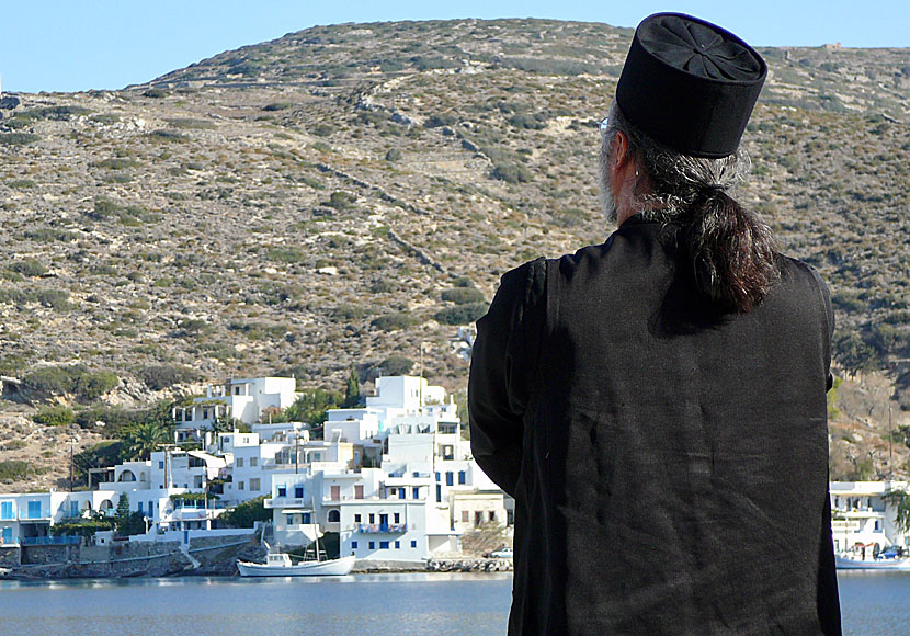 Man in the long black coat  med Bob Dylan i Katapola på Amorgos.