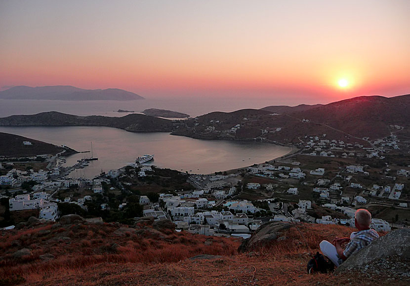 Solnedgången i Chora på Ios i Grekland.