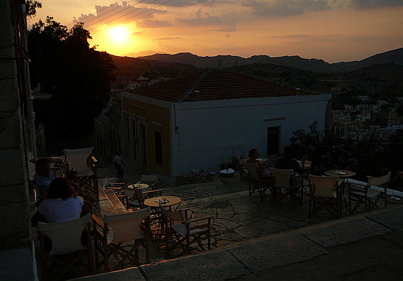 Solnedgången i Chorio på Symi i Grekland.