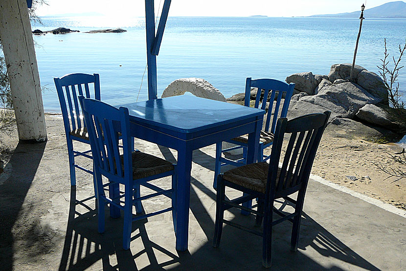 Fotis Taverna. Agios Prokopios. Naxos.