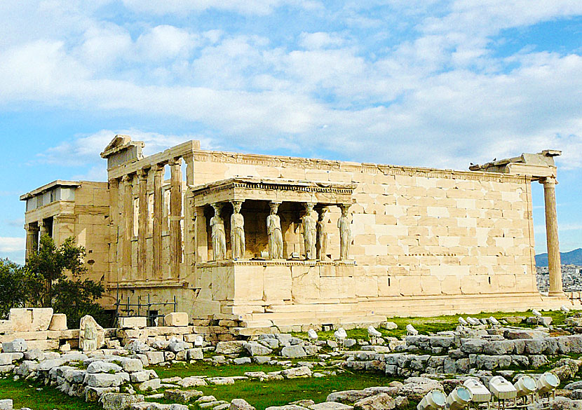 Erechtheion Temple på Akropolisklippan är också beundransvärt.