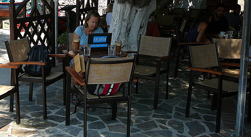 Kalimera jobbar på Fourni i Grekland.