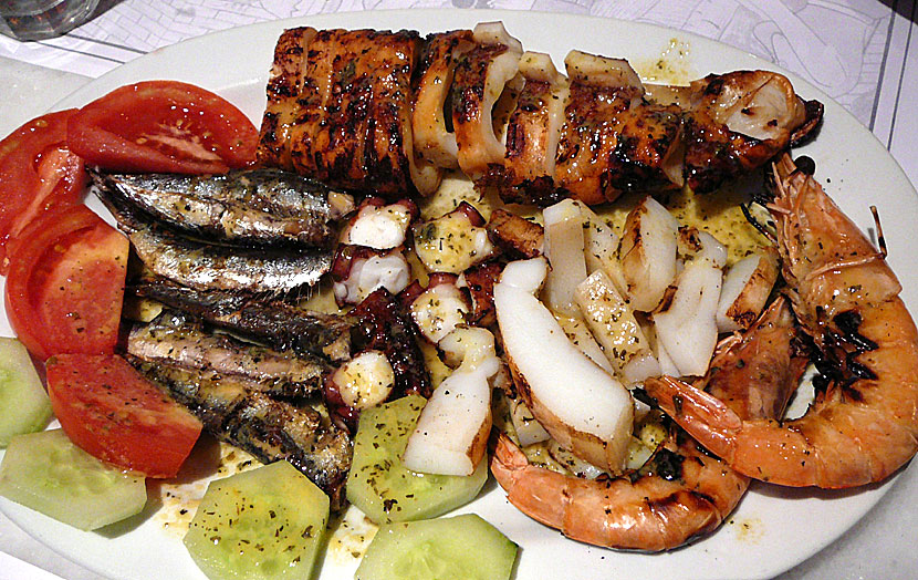 Mixed fish. Metaxi Mas. Naxos.