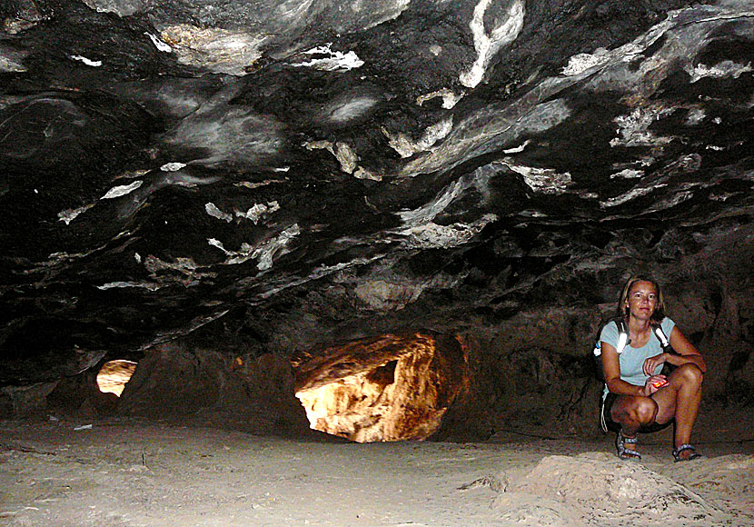 Milatos cave är en mäktig grotta med tragisk en historia. 