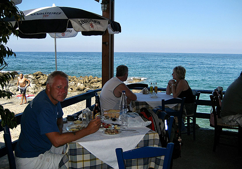 I den lilla byn och stranden Paralia Milatou på norra Kreta finns många bra restauranger och tavernor. 