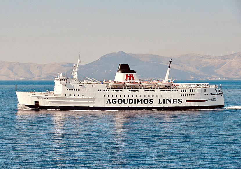 Penelope A på väg till hamnen i Rafina.