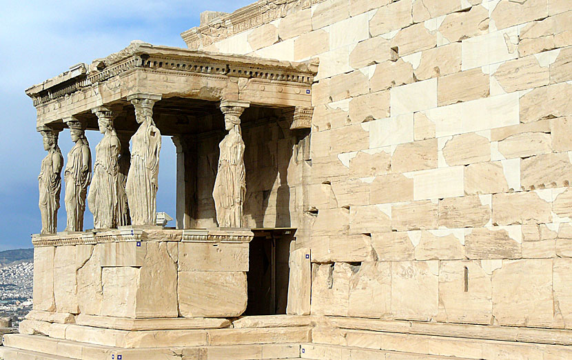 Temple of Athena Nike på Akropolisklippan är också beundransvärt.
