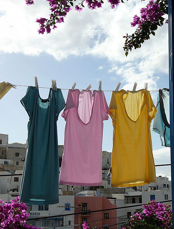 Ttätta kläder på Naxos i Grekland.