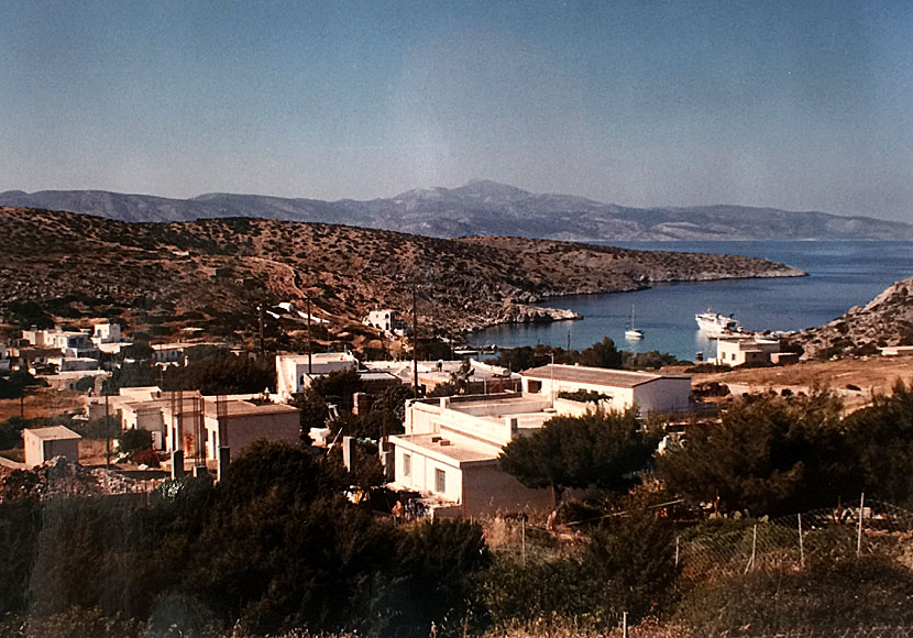 Utsikt över hamnen på Iraklia från Annas Place (Rooms).