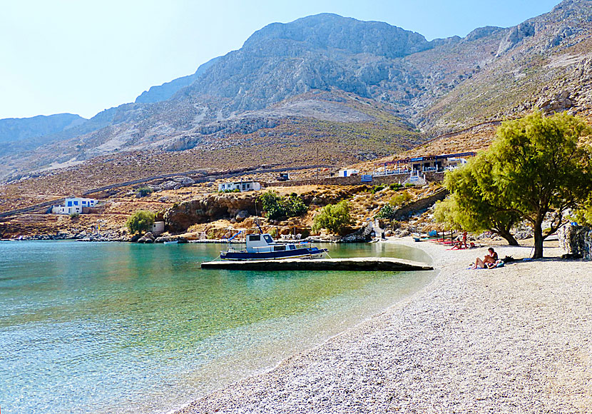 Palionisos beach och Taverna Kalidonis på Kalymnos.
