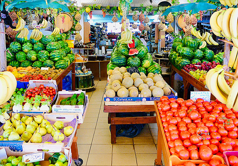 Frukt- och grönsaksmarknad i Argostoli. 
