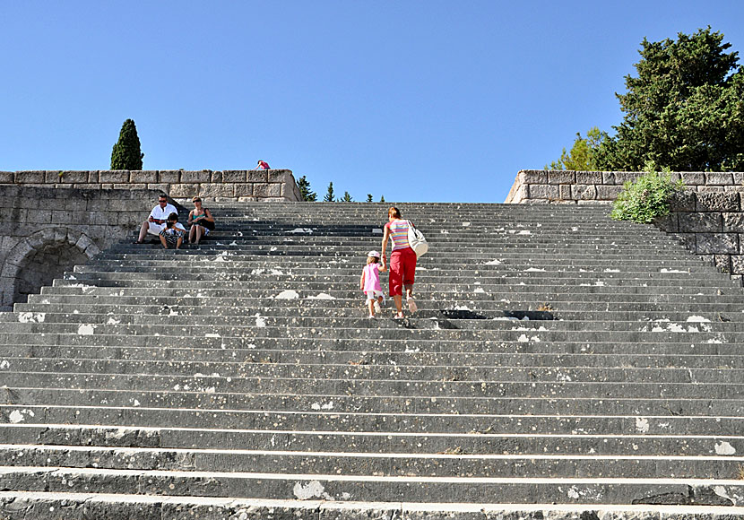 Trappan upp till den övre delen av Asklepion på Kos i Grekland.