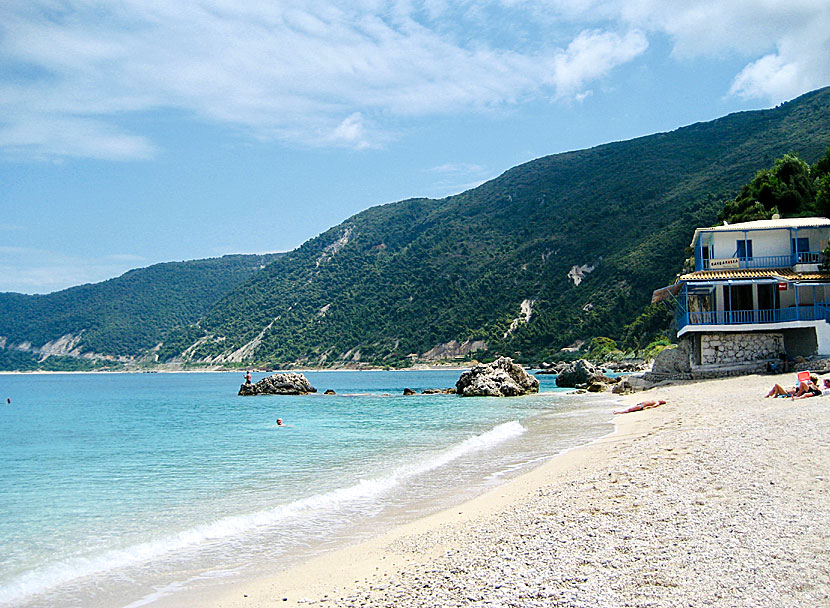 Agios Nikitas beach på Lefkas.