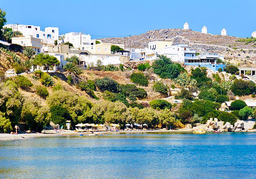 Väderkvarnarna i Panteli, byn Spilia och stranden i Vromolithos.