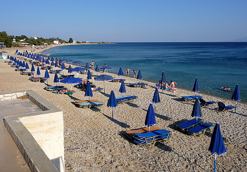 Den fina stranden i Agios Isidoros på ön Lesbos i Grekland.