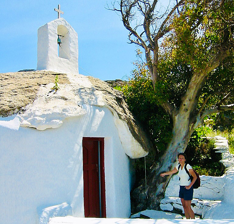 Kyrkan Agios Georgios Spiliotis på Mykonos i Kykladerna.