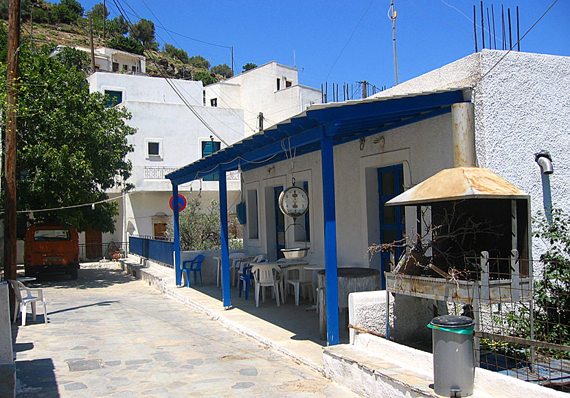 Huvudgatan i Danakos på Naxos.