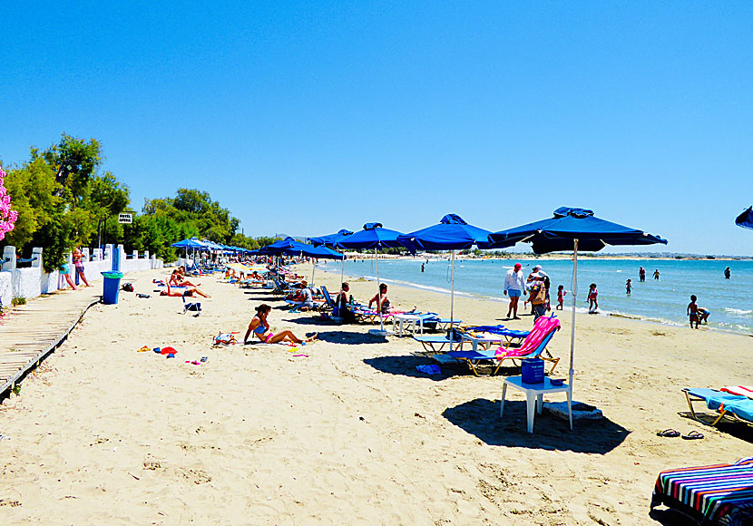 Agios Georgios beach och Saint George beach på Naxos i Kykladerna.