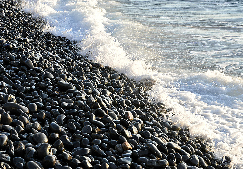 Att meditera till vågornas ljud på stränderna i Grekland.