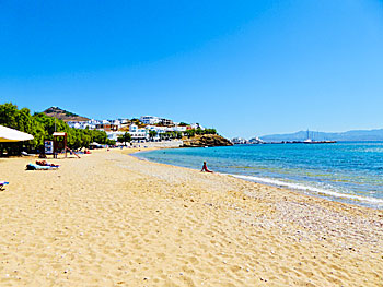 Piso Livadi och Logaras beach på Paros.  
