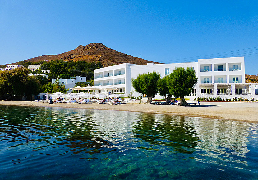 Patmos Aktis Suites & Spa på Grikos beach på Patmos. 
