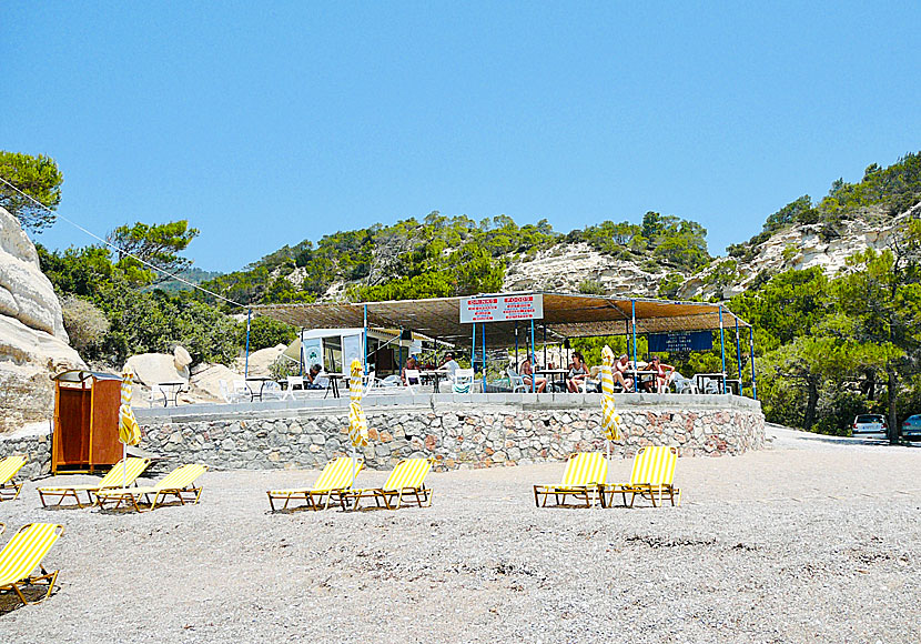 Kantinan på Fourni beach på Rhodos i Grekland. 