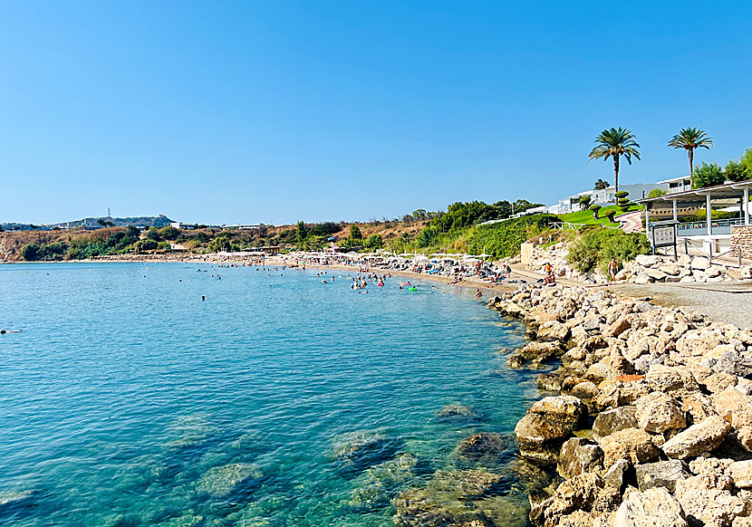 Sunwing Kallithea beach är perfekt för barnfamiljer. 
