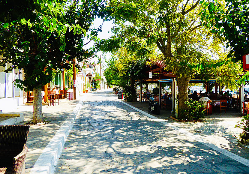 Restauranger och tavernor i Ormos Marathokampos på Samos. 
