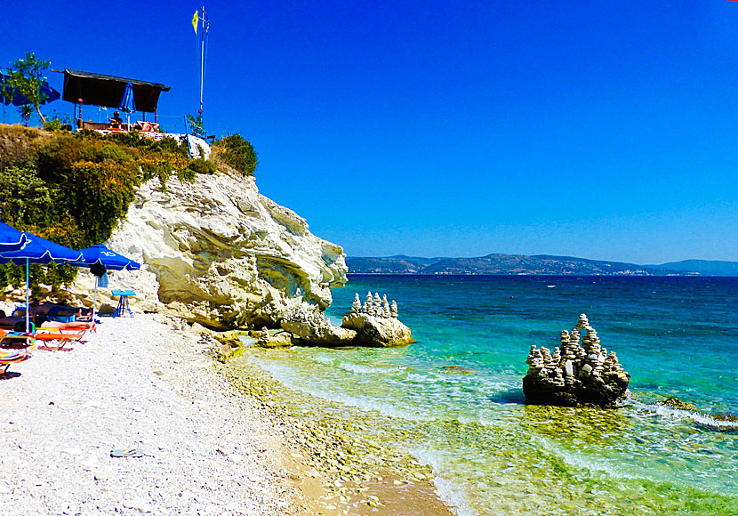 Om du bor i Pythagorion är det cirka 10 kilometer till Papa beach på Samos.