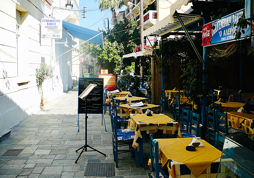 Tavernor, restauranger och kaféer i Samos stad Vathy.