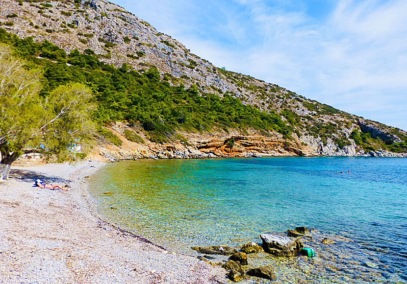 Sideras beach ligger nära byn och stranden Posidonio på Samos. 