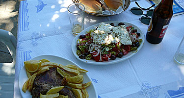 Självservering med lunch i Kastania på Samos