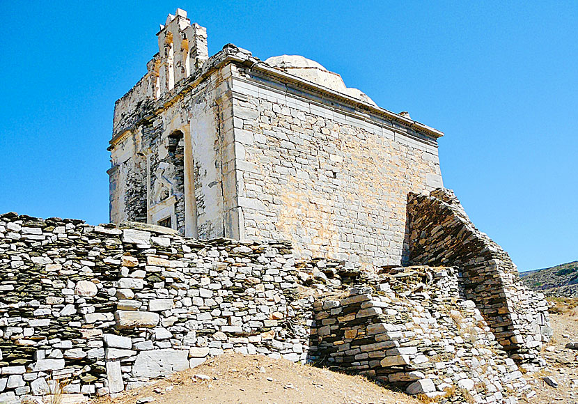 Det pampiga "templet" Episkopi på Sikinos. 